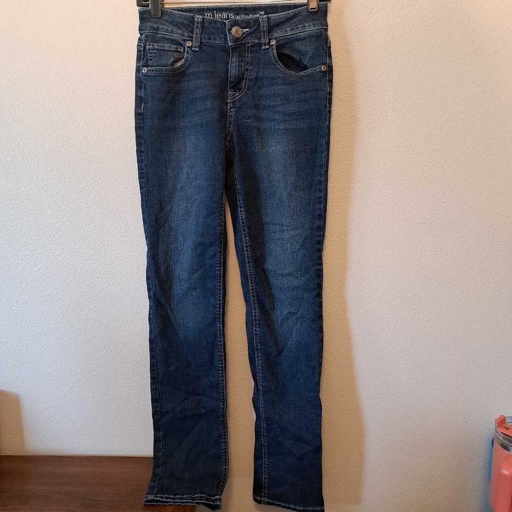 Maurices M Jeans Womens Size 0 Reg Mid Rise Dark Wash Straight Leg Denim Blue